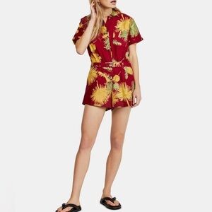 FREE PEOPLE Malibu Romper Hawaiian Red Yellow Floral Collared Size XS